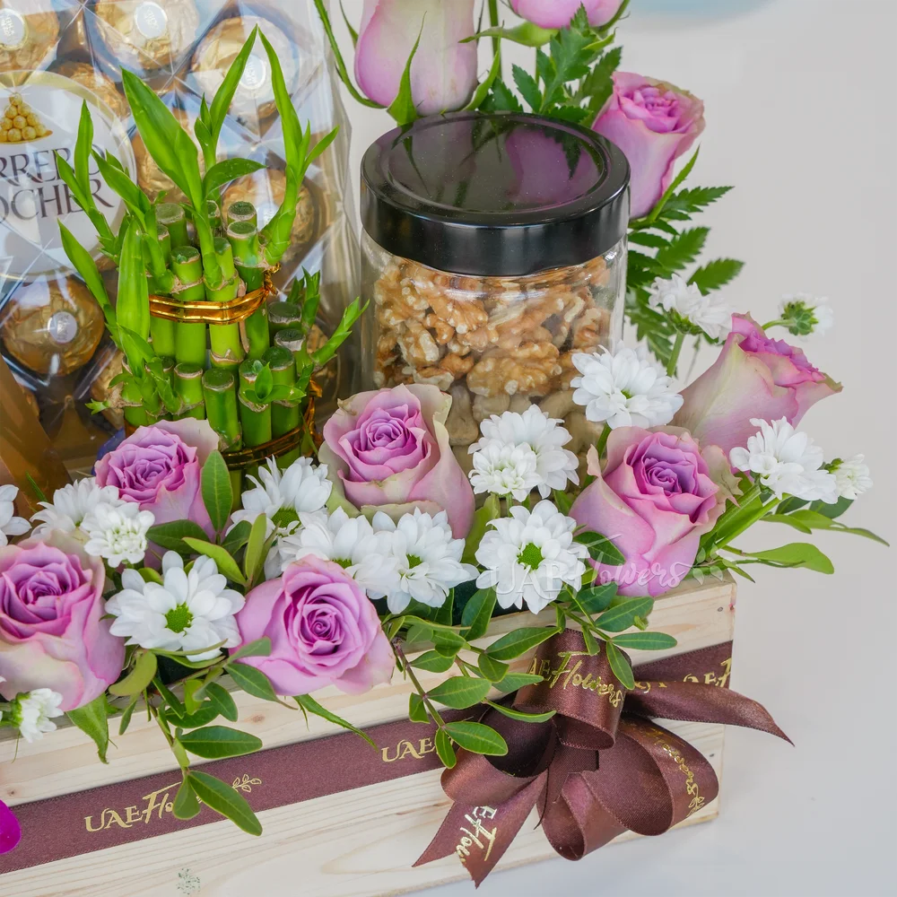 Golden Treats Hamper