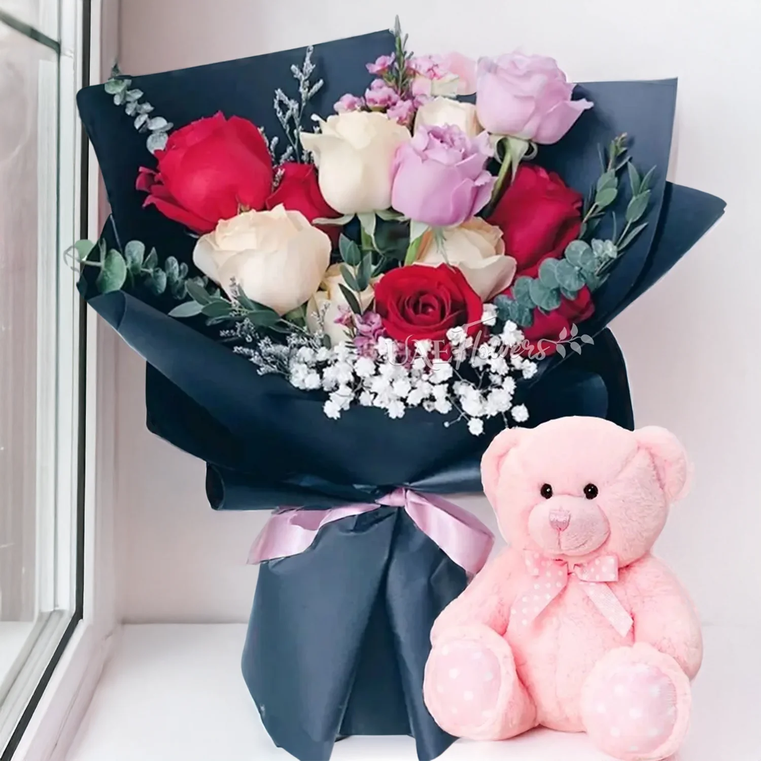 Bouquet of 12 Mixed Roses with 12 inches teddy