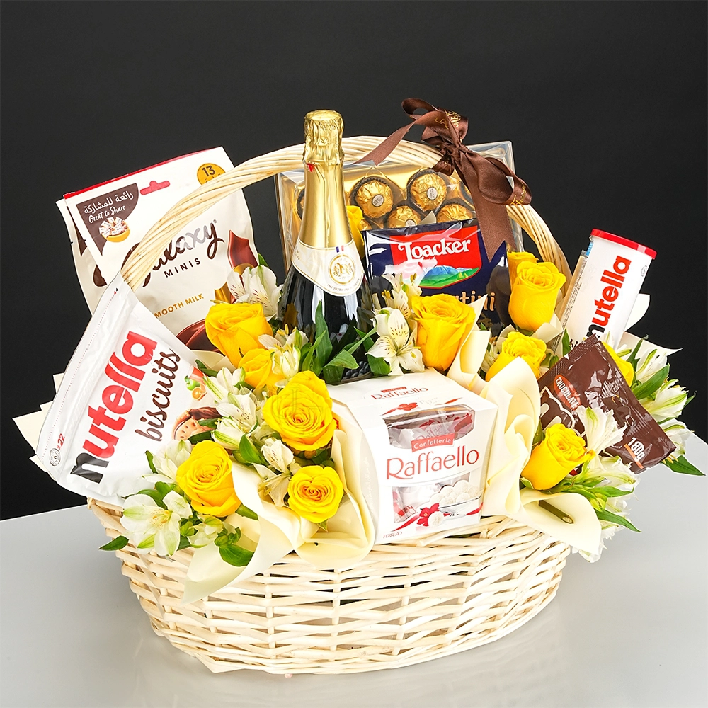 Sweet & Elegant Gift with Flowers
