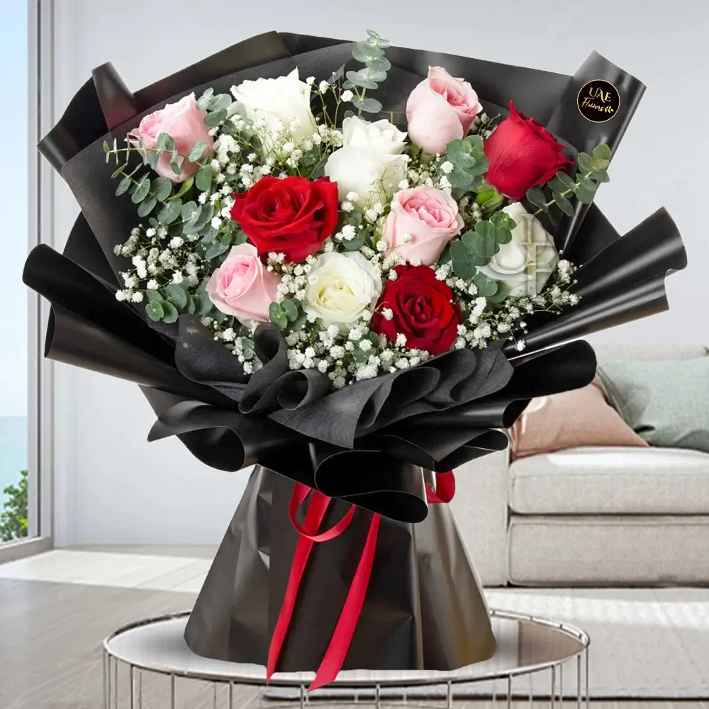 Bouquet of 12 stems mixed roses