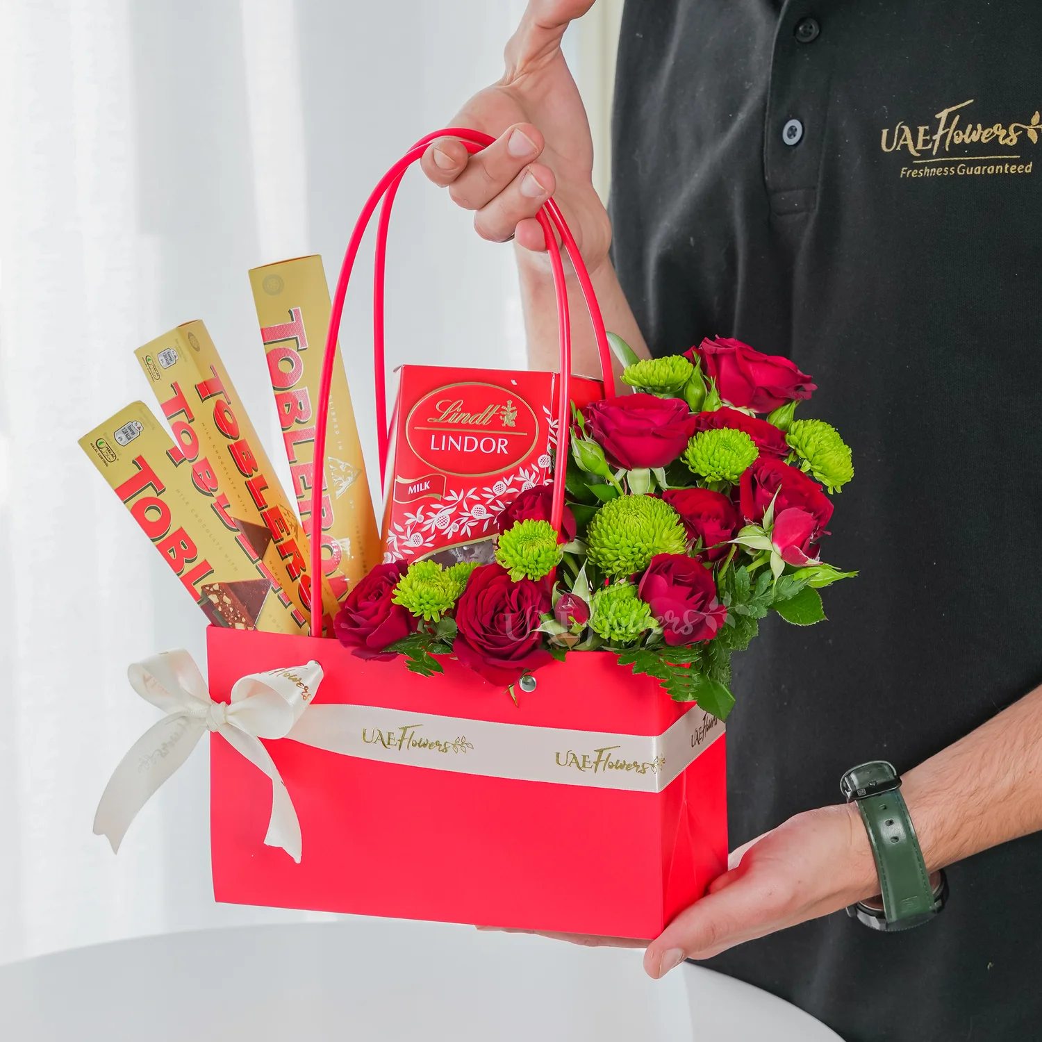 Roses & Chocolates Joy